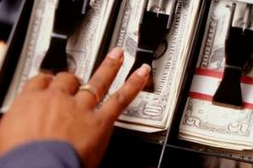 宋丽萍：建议出台操纵市场刑事案件的司法解释