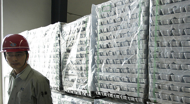 云铝股份去年巨亏超14亿 铝价受挫仍扩张产能遭质疑