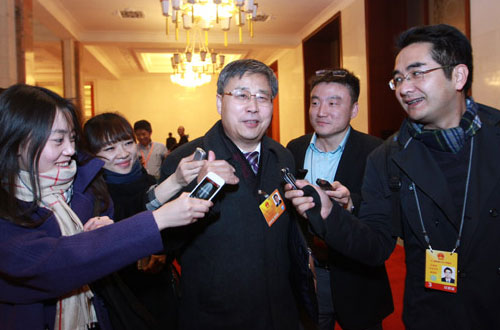 郭樹清參加重慶團討論 稱加大力度保護投資者
