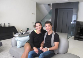 C罗豪宅居家照 和生命中的三个女人