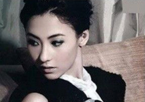 众星烧钱生活有一套 王菲一餐上万赵薇买千万酒庄