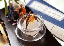 “虫草神话”行将破灭