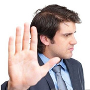 不该逾越法治红线