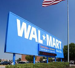沃尔玛2014年重回全球第一 或归功于两方面