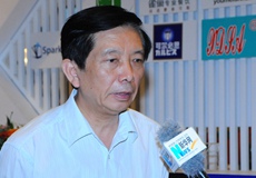 对于如何推动快餐行业持续健康发展,姜俊贤指出需从四方面改善。