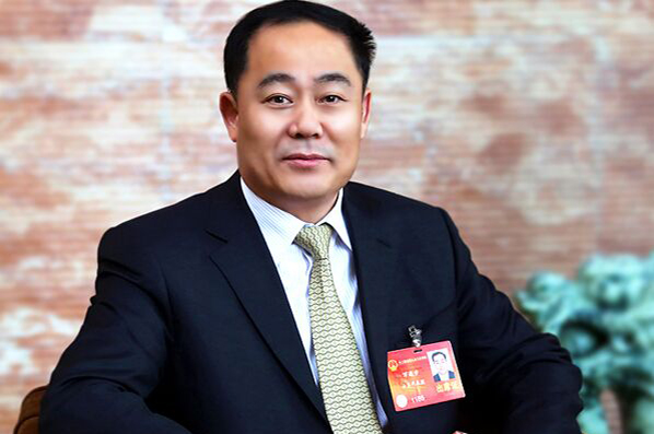 万连步代表建议全面提升耕地质量