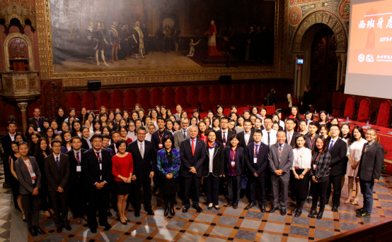 慰问欧洲孔子学院志愿者 向世界传播中国味道