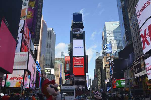中国葡萄酒首登纽约时代广场
