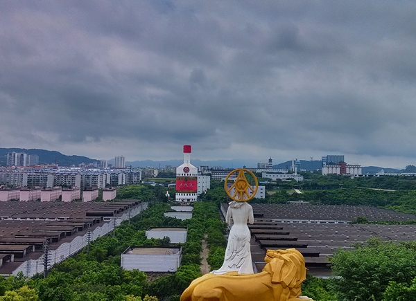 五粮液董事长李曙光:借助一带一路倡议 推动中国酒文化走出去