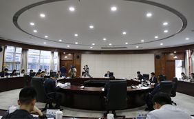 媒體與淮安市政府部門召開座談會