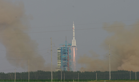 燕京啤酒热烈祝贺神九发射成功
