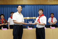 东风小学赠送对接成功模型