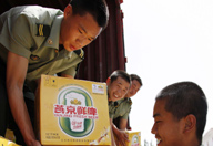 鲜啤代表对官兵一片情