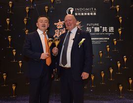 智利魔狮酒庄总酿酒师到张裕公司进行技术交流