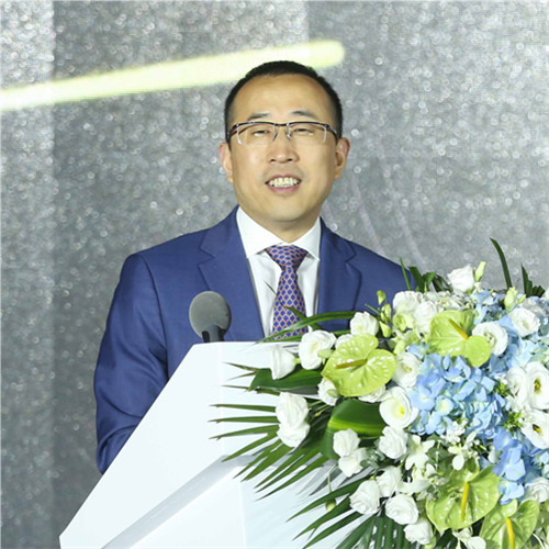 蒙牛卢敏放：引领中国乳业迈向世界舞台