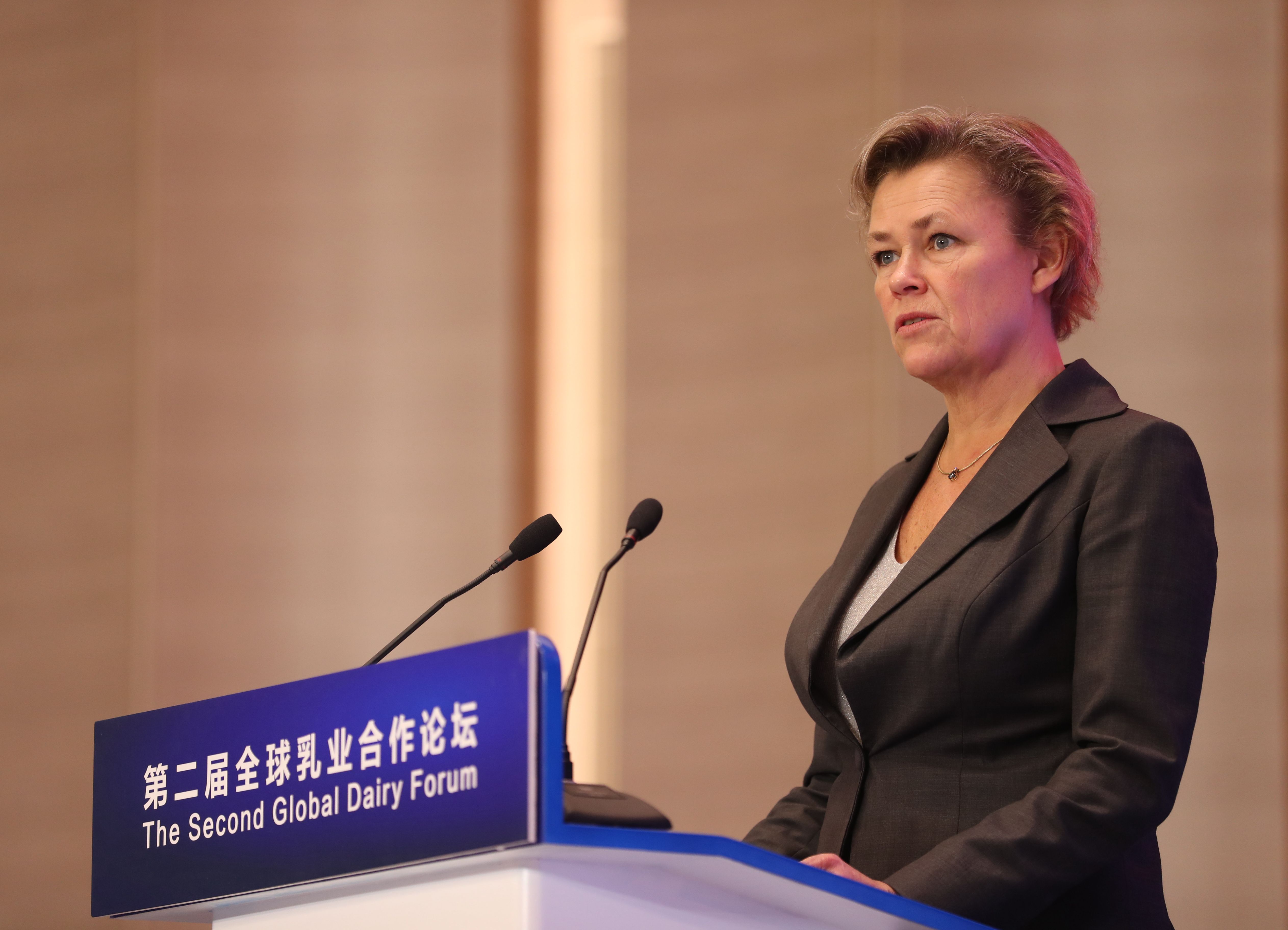 丹麦驻华使馆公使衔农业参赞Marie  Loiuse