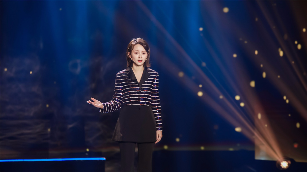 邓莎讲述善行故事