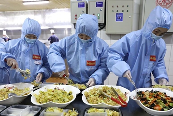 免费送餐抗疫一线医护人员