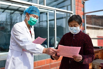 小山村里的“战疫”夫妻