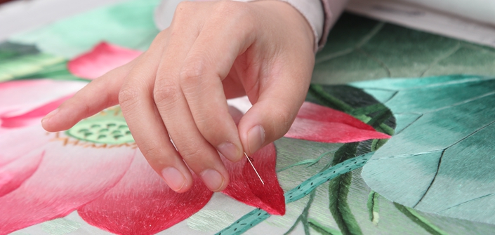 互联网上铺绵绣 十指春风绣幸福