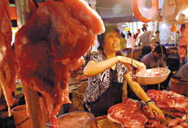 牛肉价半年涨约四成 1斤价格可买2斤猪肉