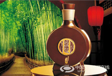 习酒逆市涨价直逼五粮液 豪赌式营销风险大