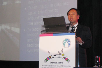 2010年中国企业家参加了IDF世界乳业峰会