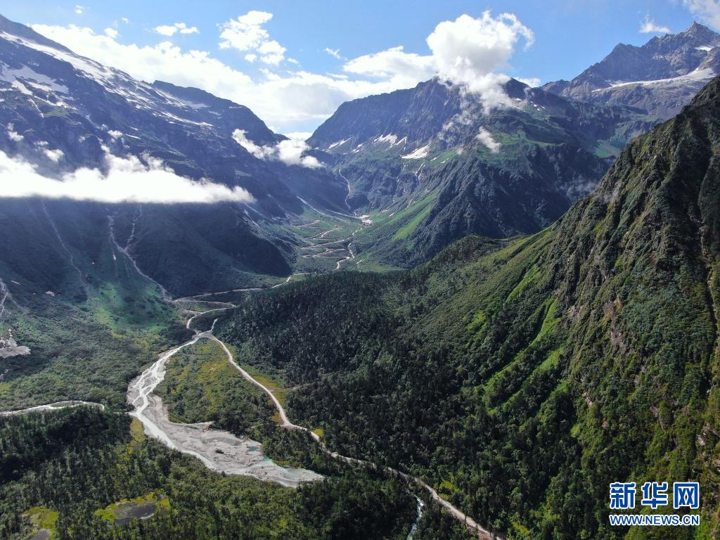 西藏墨脱第二条公路全线建成：历时8年，沿线风景绝美