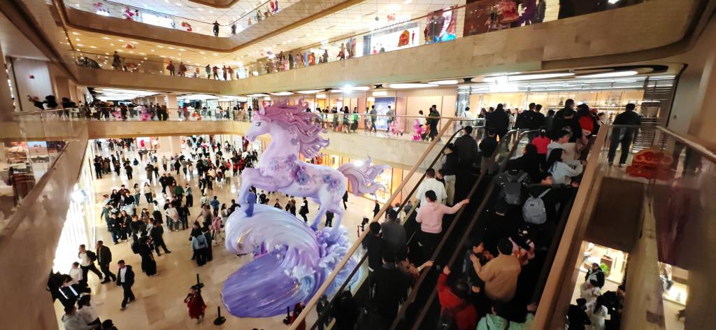 年味升腾处,消费“焕新”时——南京春节消费观察