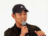 李连杰:企业家们应该想一想如何让社会找到健康快乐