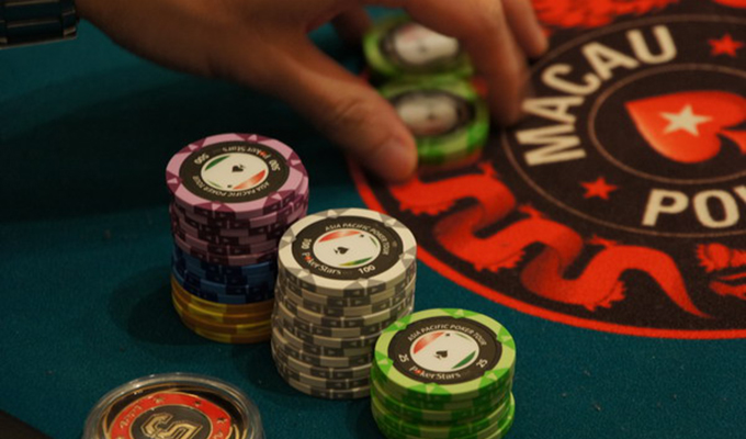 第一高价股争夺&ldquo;硝烟弥漫&rdquo; 机构推波助澜