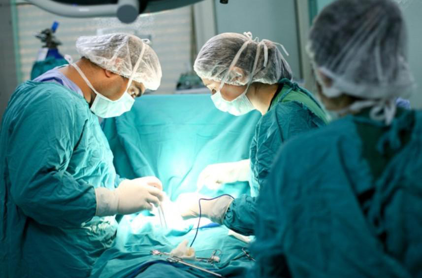 破除公立医院逐利机制 医生薪酬将跟进