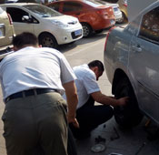 潍坊公益使者换轮胎