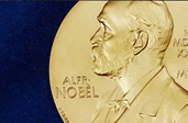 解读诺贝尔经济学奖：经济学与现实世界紧密联系