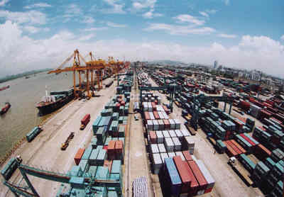 广东：中国企业加强风险管控应对复杂国际贸易形势