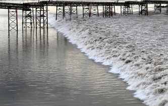 杭州：農歷七月初 又到看潮季
