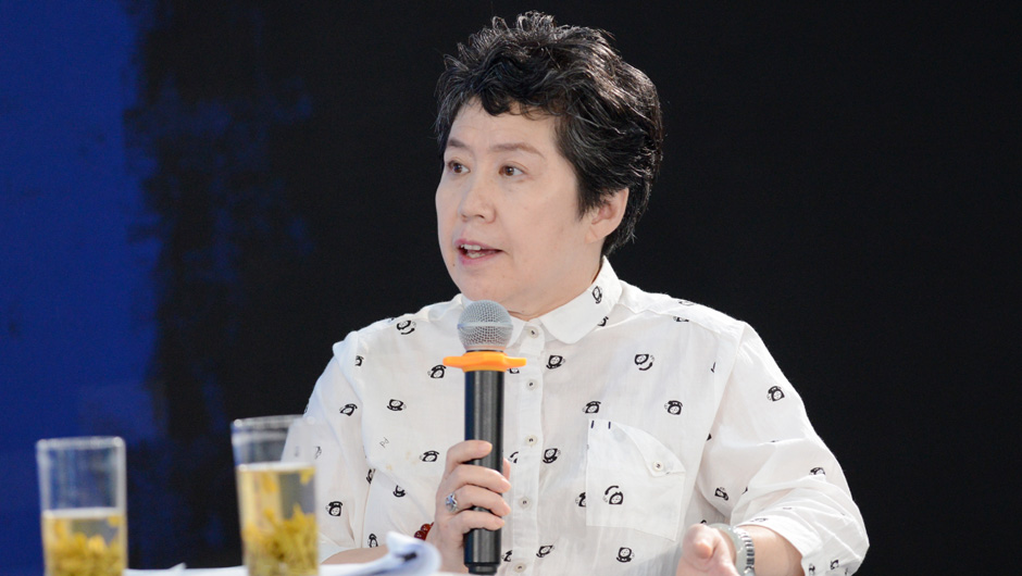 国家统计局副局长贾楠