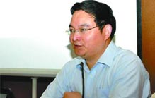 原委员吴建敏持他人账户交易