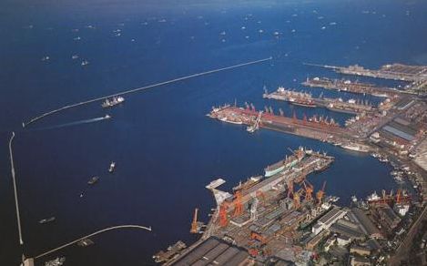 大连：转型路上“开新花” 新兴产业结硕果