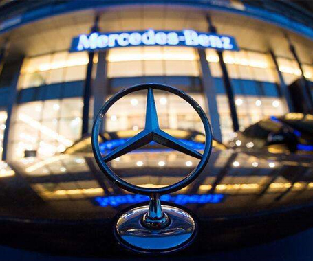 奔驰母公司再遭调查