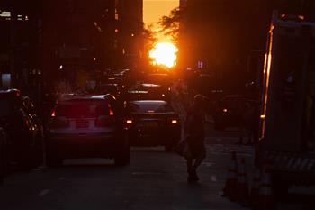 紐約迎來&ldquo;曼哈頓懸日&rdquo;