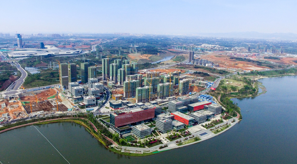 新华社评论员：从经济“半年报”看中国信心