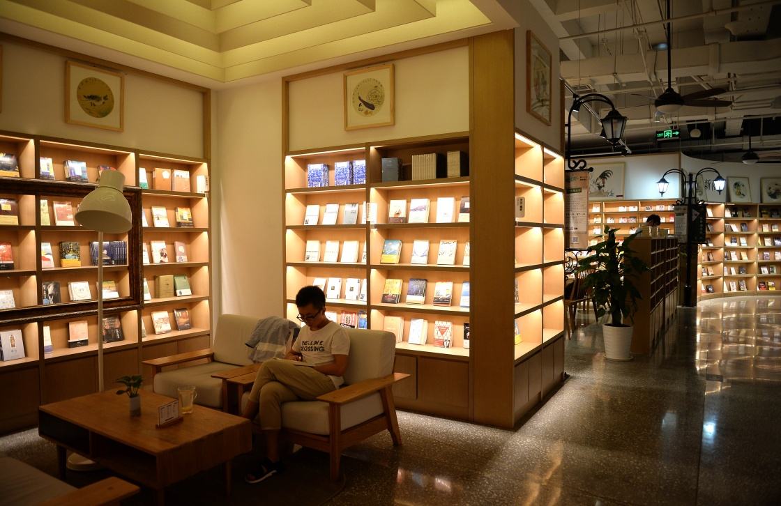 要为消费者提供稳定的预期感