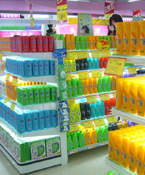 统计局：前三季批发、零售业生产总值增速最快