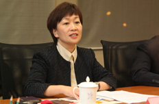 中信银行网络银行部总经理杨晓接受采访