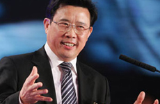 悲情进京 梁稳根能否扭转不利局面?