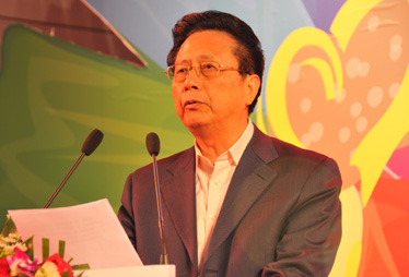 陈昌智：将慈善事业发展到环境保护、社区建设等领域