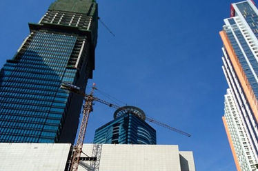 “摩天大楼热”被指面子工程