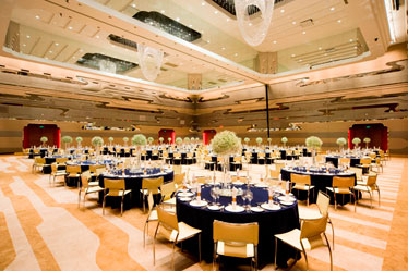 商务宴请“最低消费”助推“剩宴”