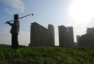 国土部：完善集体土地产权权能